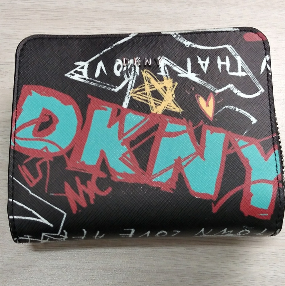 DKNY Half Wallet